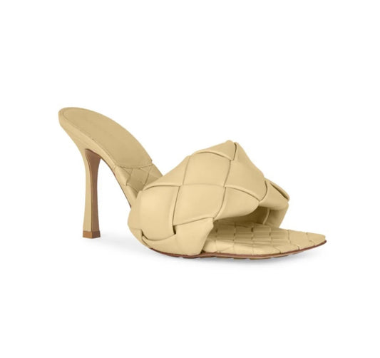 Bottega Veneta Lido Sandal Beige 40